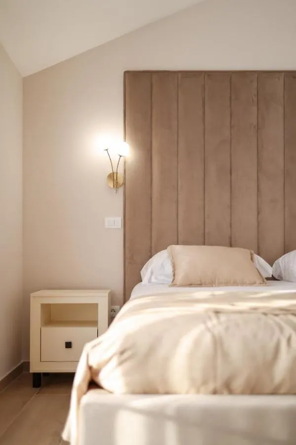 Castello Exclusive Rooms With Breakfast - By Ta Leut Agency Privlaka  Privlaka (Zadar)