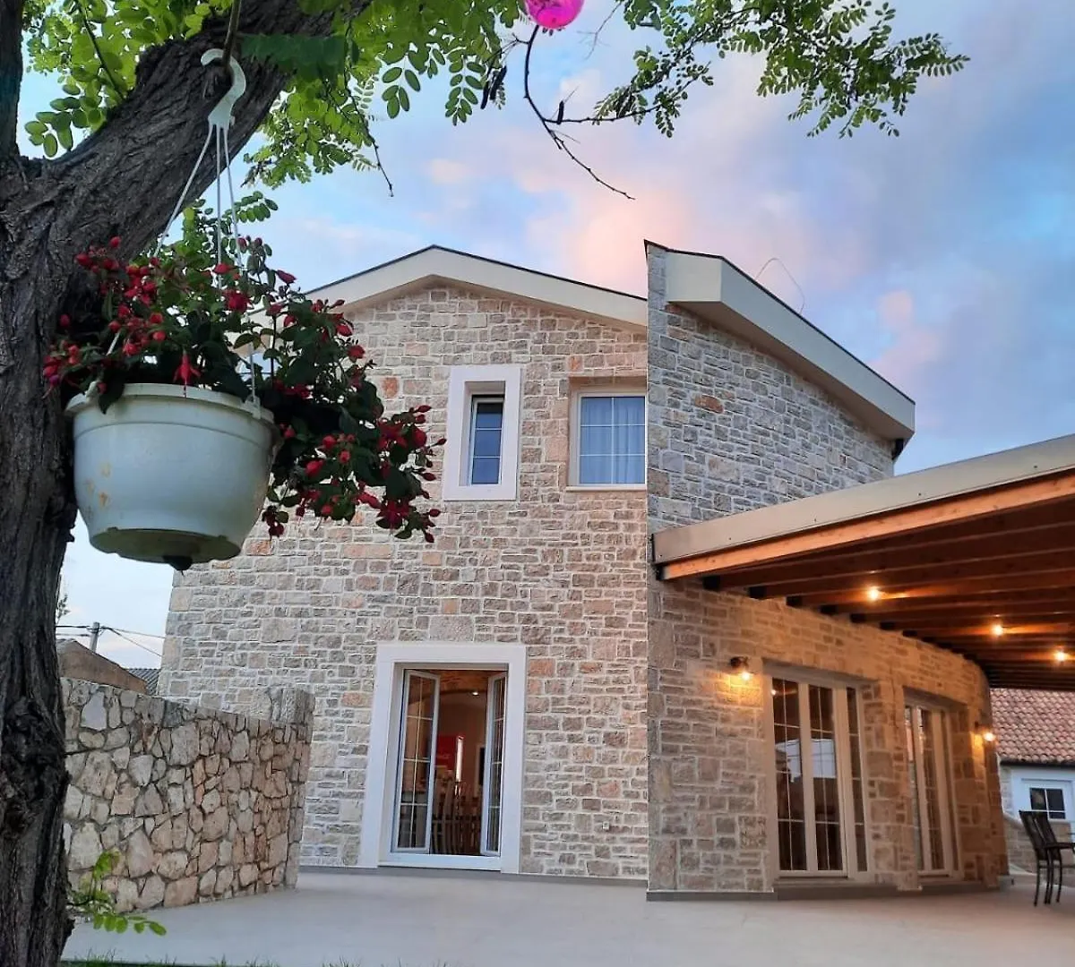 Castello Exclusive Rooms With Breakfast - By Ta Leut Agency Privlaka  Πανσιόν Privlaka (Zadar)